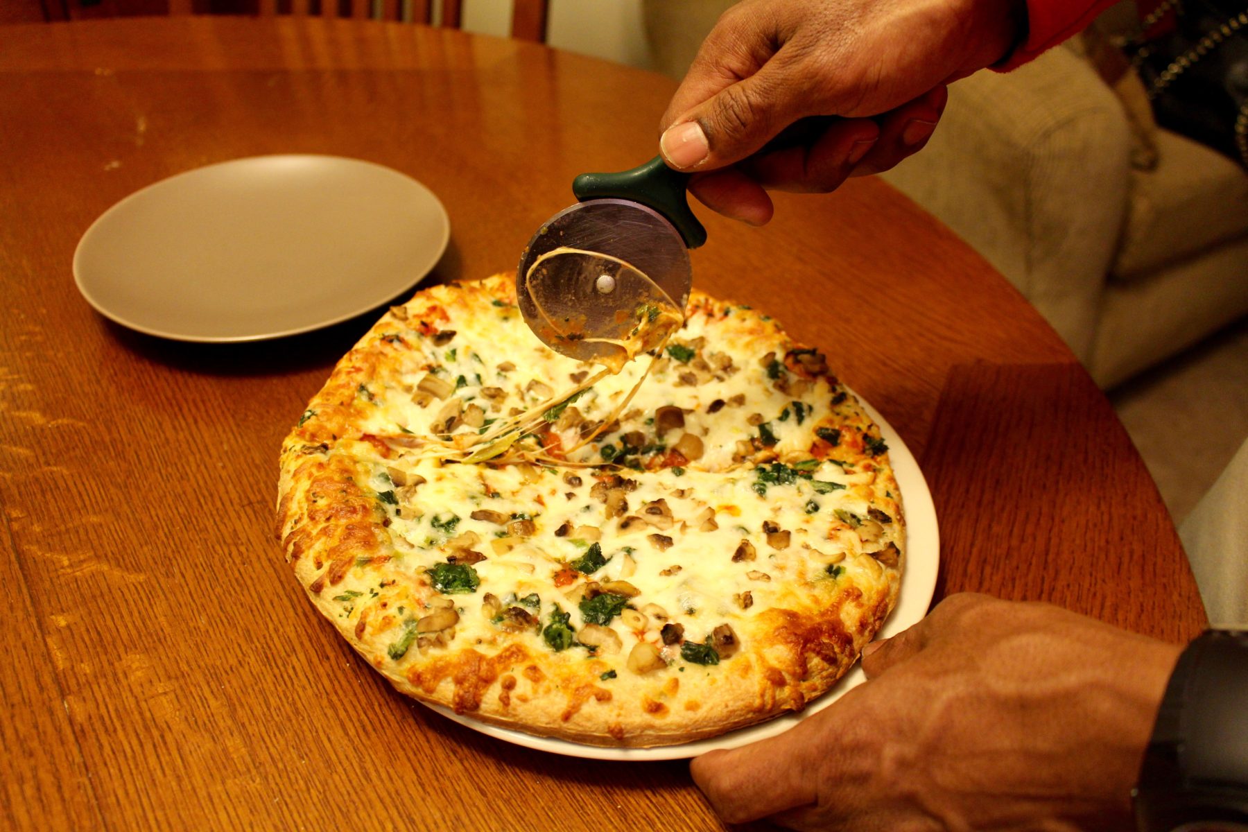 Digiorno spinach and mushroom pizza