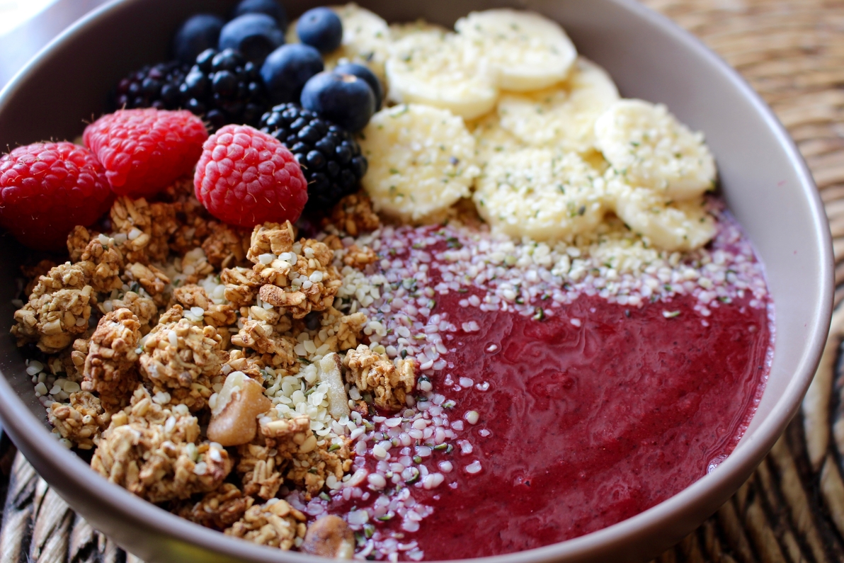 Berry Smoothing Bowl