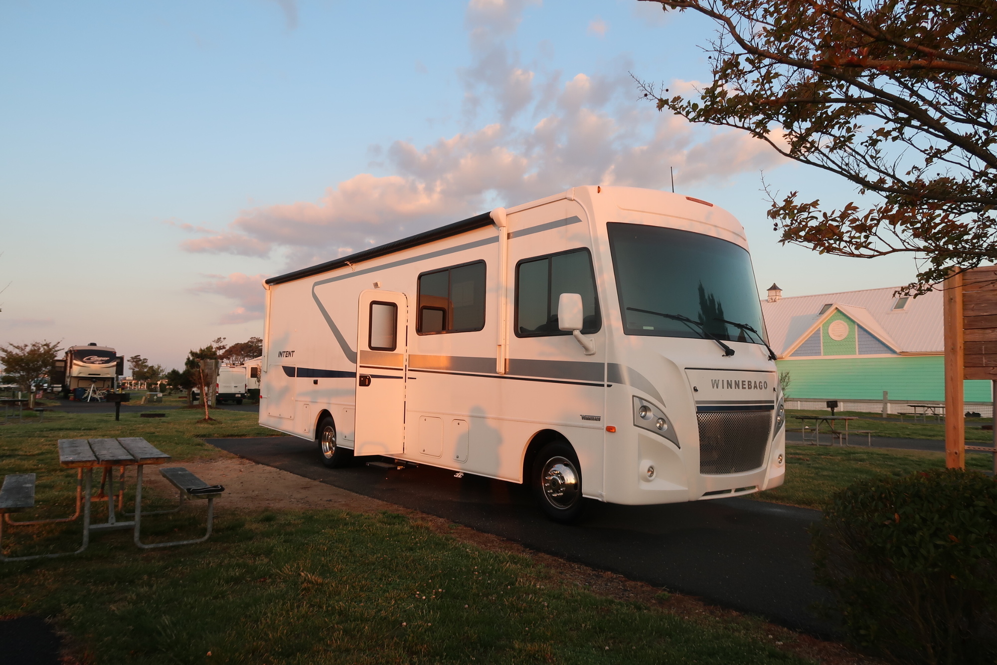 7 Reasons Why You Should Go RVing on Your Next Vacation